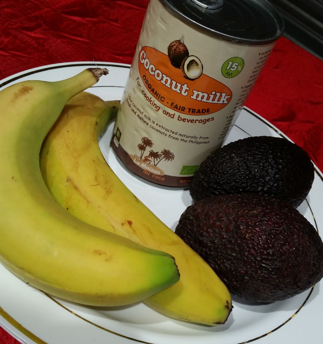 Smmothie Banane-Avocat-Coco Smmothie Banane-Avocat-Coco